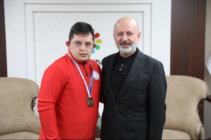 Kocasinan Sporcusu Mehmet Tademir, Down Futsal Avrupa ampiyonas in Hazrlanyor