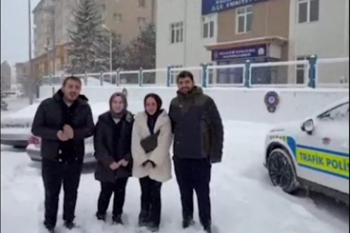 Hacılar’da Karda Mahsur Kalan Kişilere Polis Ekiplerince Hayat Kurtaran Dokunuş