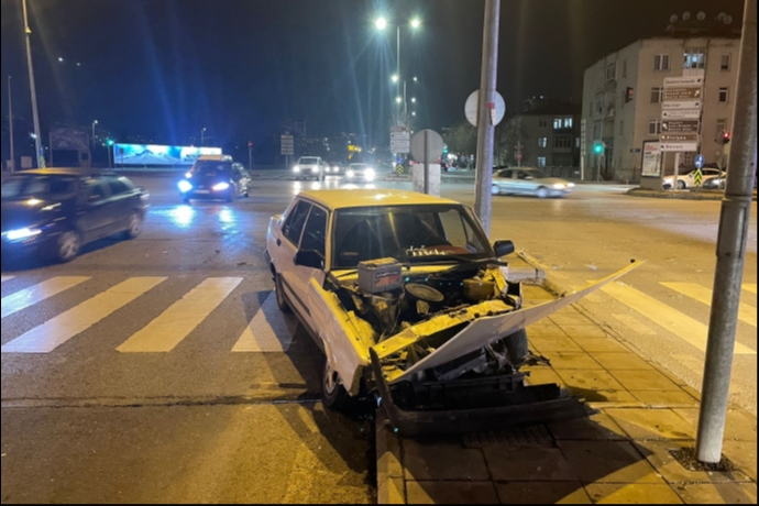 Kayseri'de Akşam Saatlerinde Dikkat Çeken Kaza