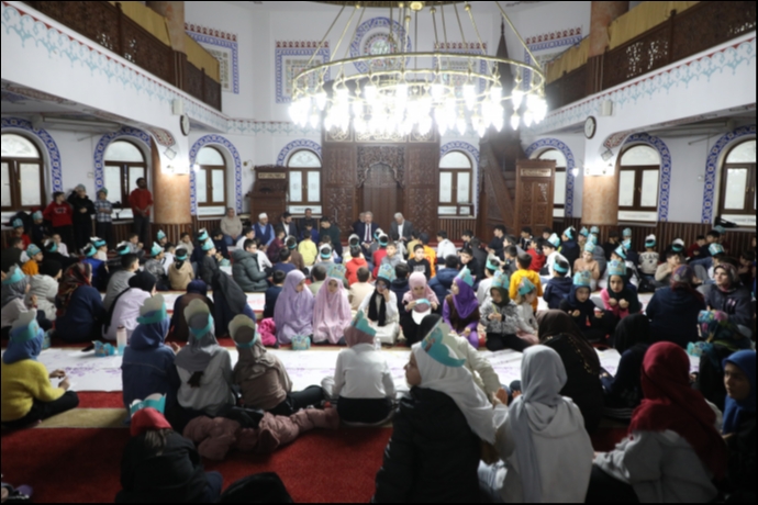 Melikgazi'de İlk Orucum İlk İftarım Programında Çocukların Heyecanı Gönül Sofrasını Şenlendirdi