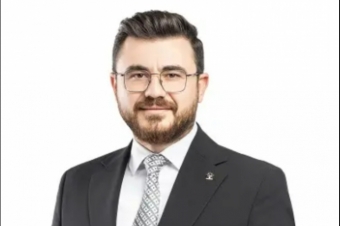 AK Parti Kayseri Teşkilatından Özgür Özel’e Sert Yanıt: “Algı Değil, Belgeler Konuşsun”