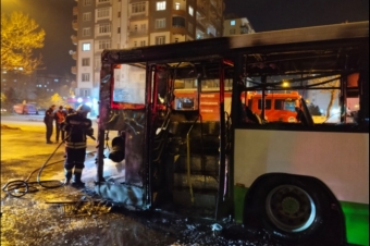 Kayseri'de Seyir Halindeki Halk Otobüsü Alevlere Teslim Oldu